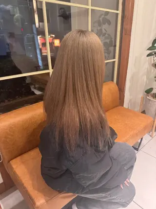 ロング 🦋ブリーチなしダブ ルカラー🌈MEGUのヘアスタイル