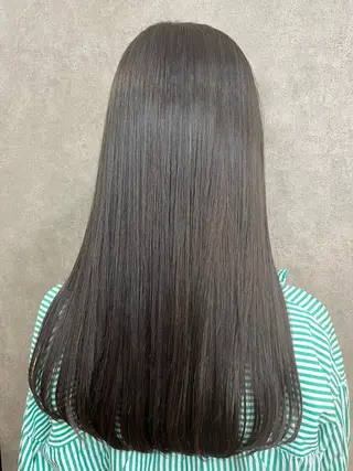 ロング カラー 山口 詩織のヘアスタイル