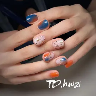 ショート めぐみのネイルサロン スタッフ練習のネイルデザイン