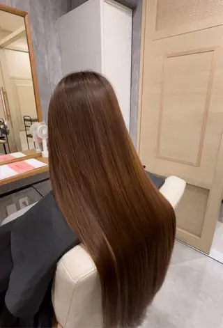 ロング カラー 似合わせ 顔周りYUUGAのヘアスタイル