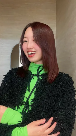 ミディアム カラー 柔らかい艶暖色 レイヤー🫧姫汝のヘアスタイル