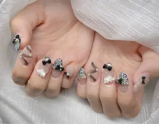 ネイル Lee Nailsのネイルデザイン