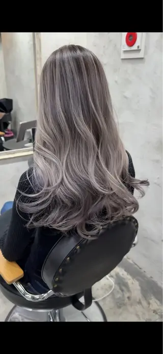 ロング ハイトーン/ブリーチ MAYURI🌺横浜のヘアスタイル