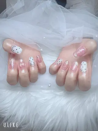ネイル T.Lee Nail Lilyのネイルデザイン