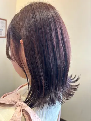 ミディアム YUKI .のヘアスタイル