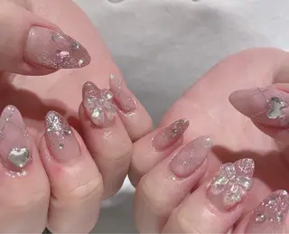 ネイル Rainrain💧 パーツ豊富、やり放題のネイルデザイン