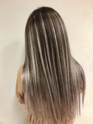 カラー ダブルスキルエクステ /羽エクステ白石宇由のヘアスタイル