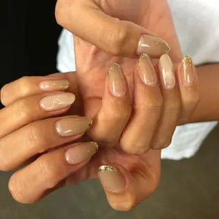 ロング カラー ヘアアレンジ キッズ ネイル マツエク・マツパ 福田 加奈のネイルデザイン