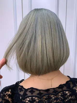 ミディアム 🪞THEATER 表参道店🩰のヘアスタイル