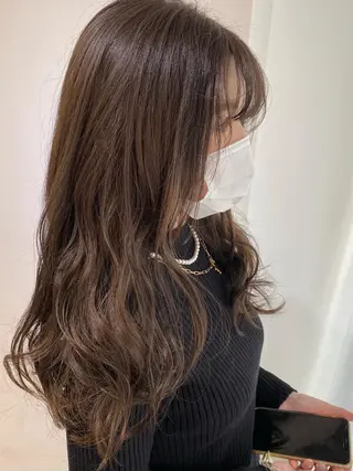 セミロング カラー パーマ ヘアアレンジ ネイル マツエク・マツパ IVY villa Suzu.のヘアスタイル