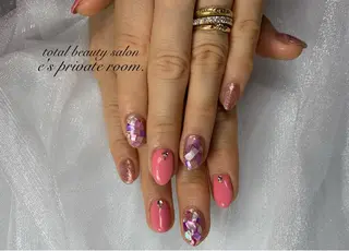 ネイル LAVISH nail salonのネイルデザイン