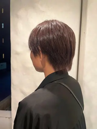 カラー メンズ 岩渕 春菜のヘアスタイル