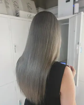 ロング Ogane Mikotoのヘアスタイル