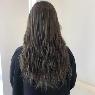 カラー 横山 香音のヘアスタイル