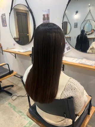 ロング 聖菜/ hina /レイヤー/艶カラーのヘアスタイル