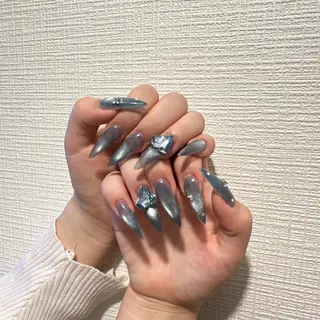 ネイル Luna Gladeのネイルデザイン