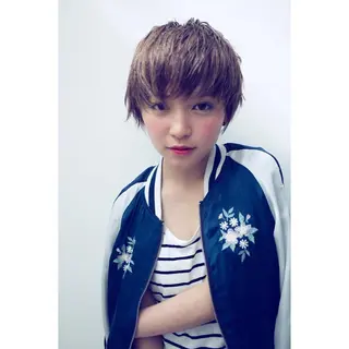 ショート カラー 内藤 達也のヘアスタイル