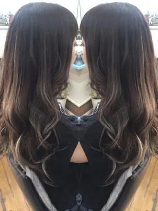 ロング カラー パーマ 三輪 太一のヘアスタイル