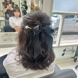 ヘアアレンジ ユイナ 🕊NaVI ベージュ/透明感のヘアスタイル