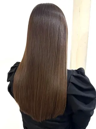 ミディアム 正分 真美のヘアスタイル