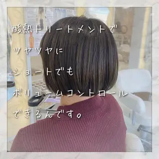 ショート カラー 上田 篤史のヘアスタイル