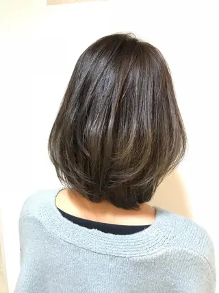 ショート カラー Miru by INCE HAIRのヘアスタイル