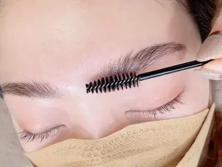 アイブロウ eyelist saraのマツエク・マツパデザイン