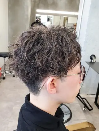 ミディアム ✨本日空きあります✨ 遠田コウヘイ🌟のヘアスタイル