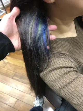 ロング カラー 東條 克義のヘアスタイル