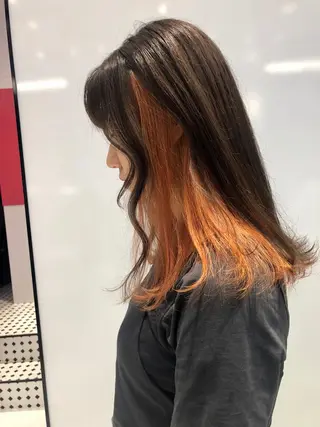 セミロング 相川 愛実のヘアスタイル