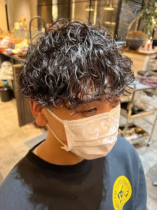 ショート パーマ メンズ 波巻きスパイラルパー マ/シャドウパーマ駿のヘアスタイル