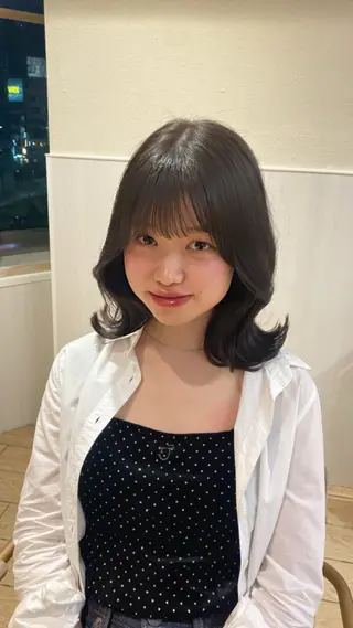 カラー レイヤーカット✂️/ 新宿/Amiのヘアスタイル