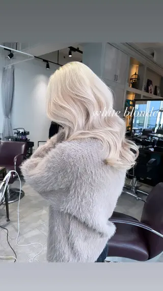 ロング カラー 💜ハイトーン💛 マジカルかいちゃんのヘアスタイル