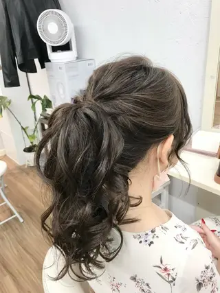 ヘアアレンジ GLOSS 心斎橋 山上のヘアスタイル