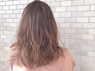 ミディアム カラー パーマ 小森 拓哉のヘアスタイル