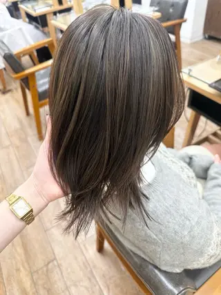 ミディアム カラー パーマ ヘアアレンジ メンズ キッズ 骨格レイヤーカット 🌿美髪縮毛矯正のヘアスタイル