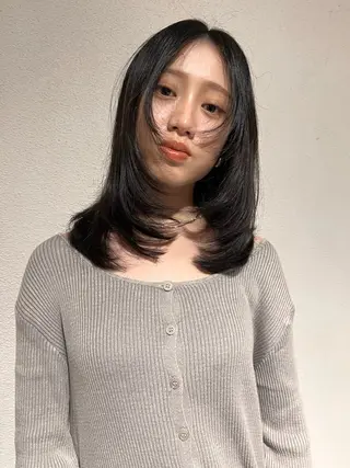 セミロング カットモデル募集中 MIYUUのヘアスタイル