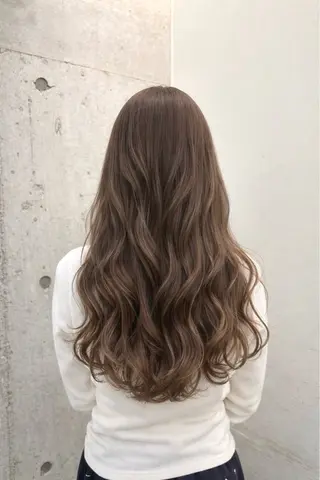 ロング 🍀似合わせ透明感 カラーアヤナ🍀のヘアスタイル