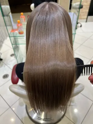 ロング カラー 髪質改善×ハイトーン ✨倉持のヘアスタイル