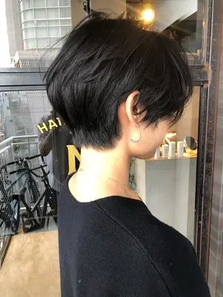 ショート 俵 知広のヘアスタイル