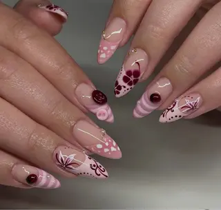 ネイル NiJi Nailsのネイルデザイン