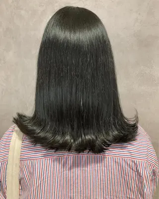 ミディアム カラー スキバサミを使わない カット🌼唯🌼のヘアスタイル