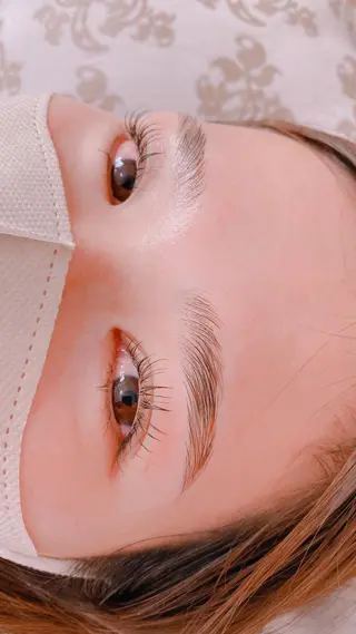 マツエク・マツパ アイブロウ Lovely Dollsの眉毛・アイブロウイメージ