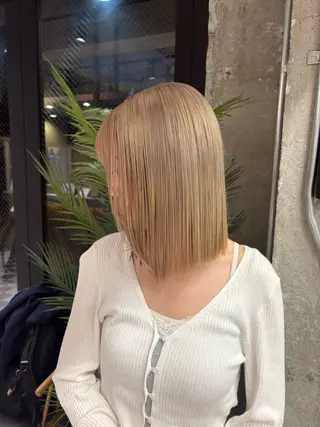 ミディアム カラー KAEDE🌺Wカ ラー/ホワイトカラーのヘアスタイル
