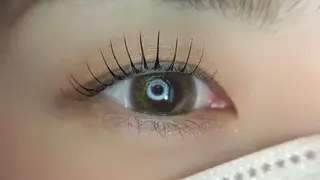 マツエク・マツパ BLAU/ Naomiの眉毛・アイブロウイメージ