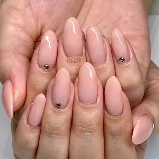 ネイル VOGUE ×SWANのネイルデザイン