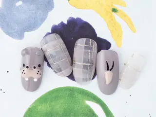 ネイル mano nella manoのネイルデザイン