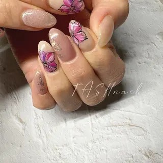 ネイル TASH nailのネイルデザイン