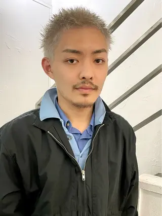 ショート カラー メンズ スパイラルパーマ 🌐hina⭐️のヘアスタイル