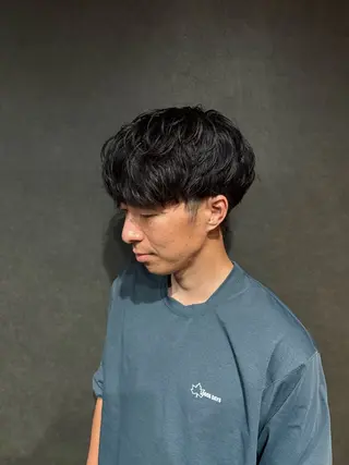 ミディアム パーマ メンズ Les Mainsのヘアスタイル